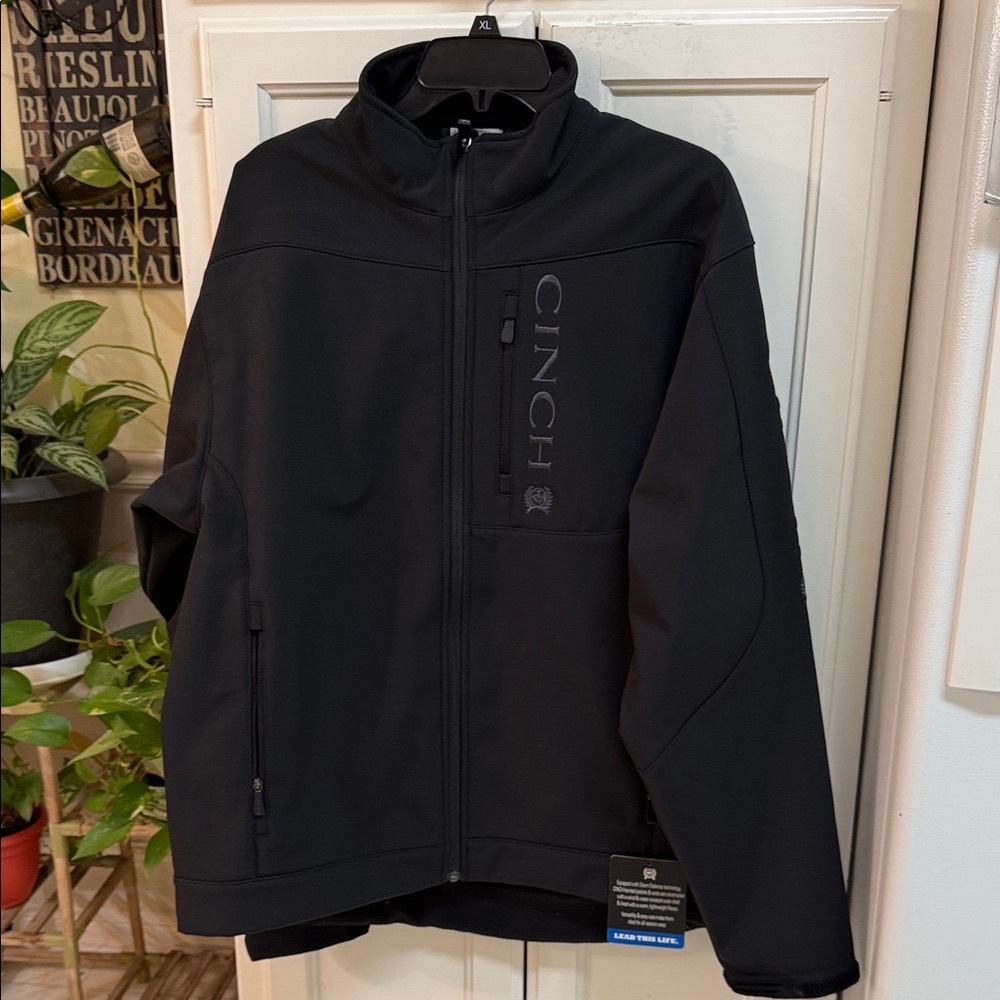 Cinch Black Softshell Outerwear
